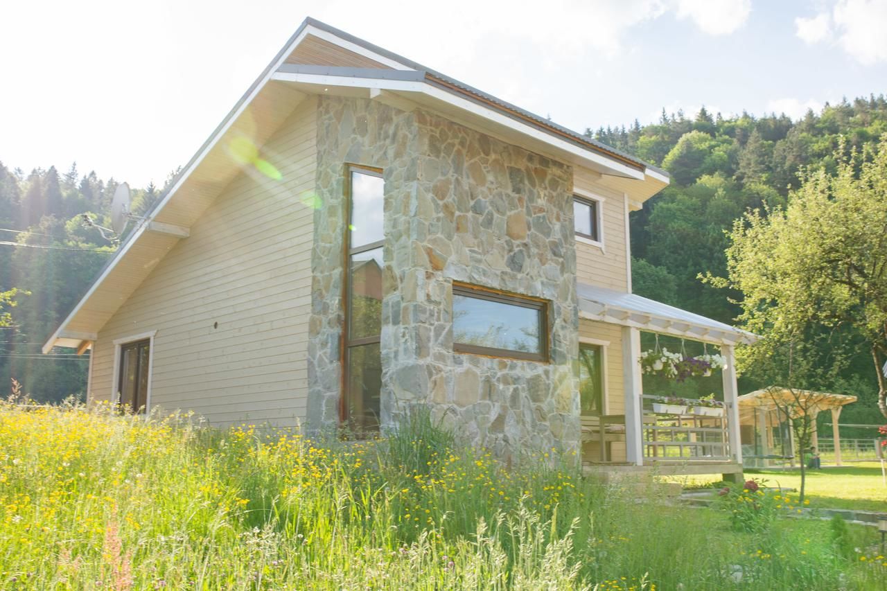 Лоджи Lucy Яремче-16