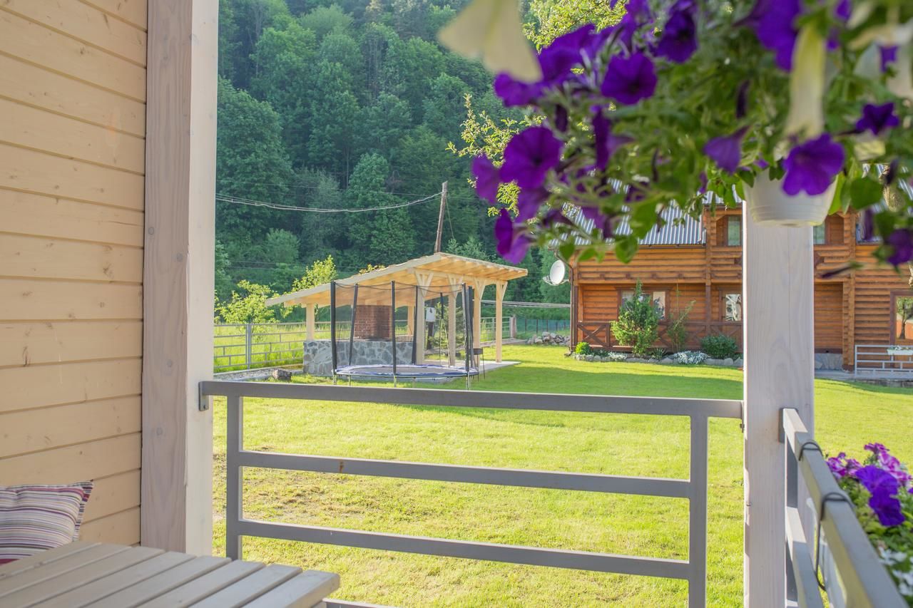 Лоджи Lucy Яремче-19