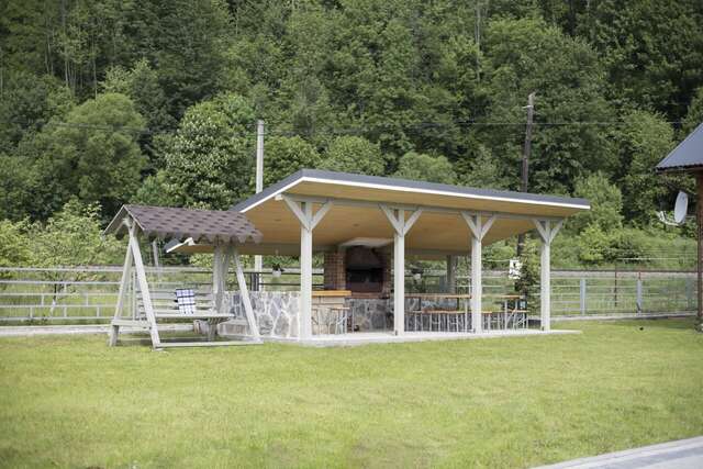 Лоджи Lucy Яремче-7