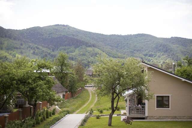 Лоджи Lucy Яремче-11